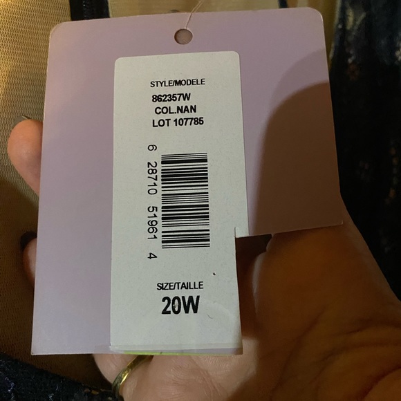 JS navy blue lace cowl dress - Picture 3 of 3